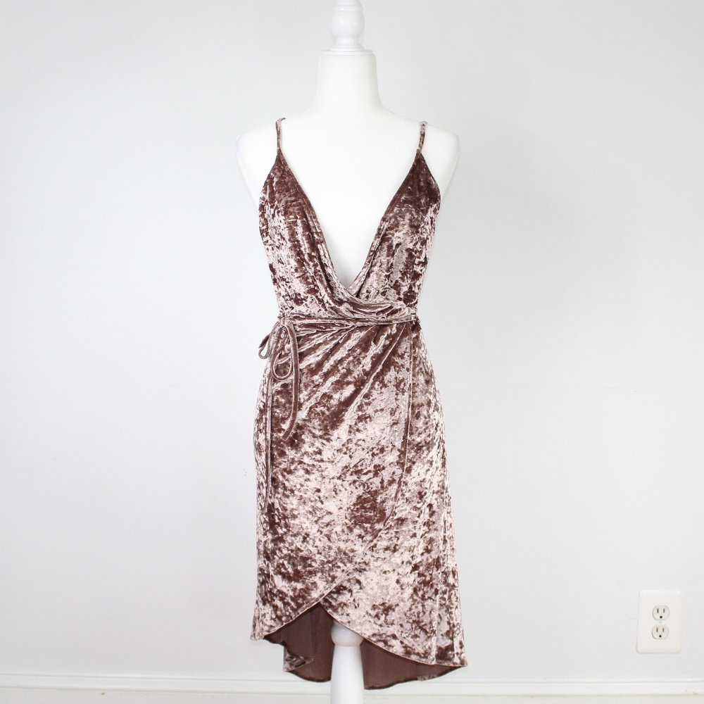 Lulu's Wrap Dress size SMALL